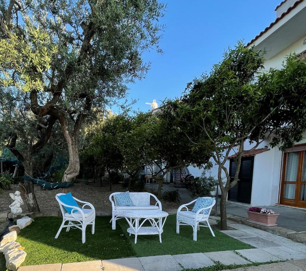 Loren House, Relaxing Location With Seaview ماسّا لوبْرينسِ المظهر الخارجي الصورة