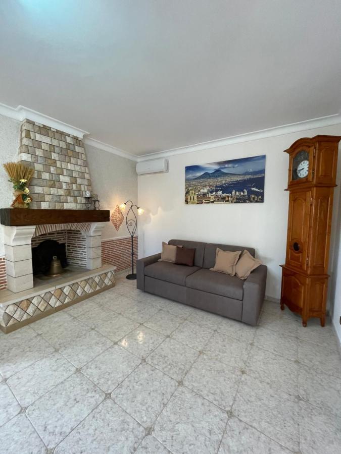 Loren House, Relaxing Location With Seaview ماسّا لوبْرينسِ المظهر الخارجي الصورة