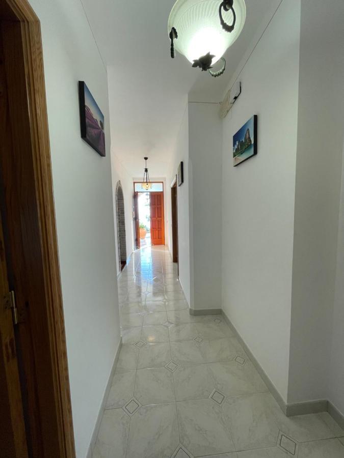 Loren House, Relaxing Location With Seaview ماسّا لوبْرينسِ المظهر الخارجي الصورة